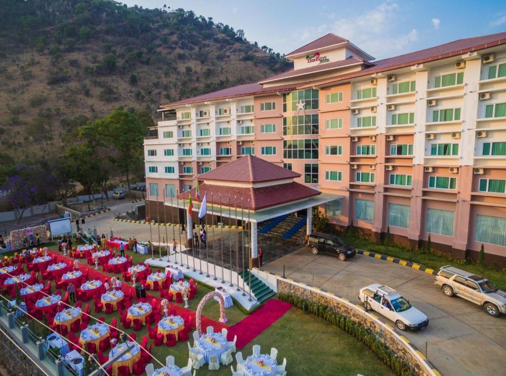 Royal Taunggyi Hotel Extérieur photo