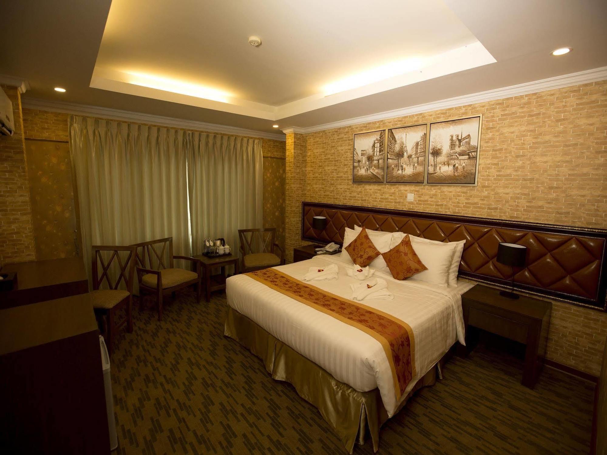 Royal Taunggyi Hotel Extérieur photo