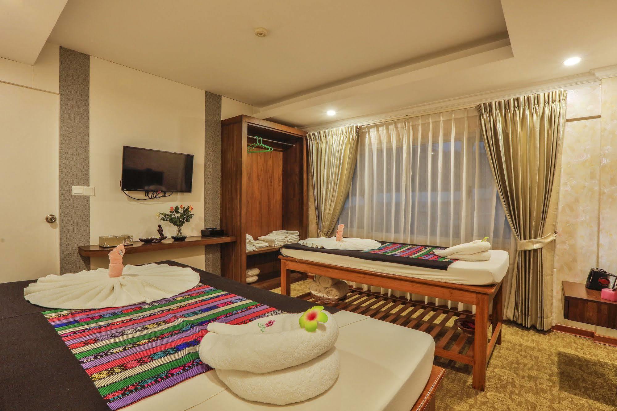 Royal Taunggyi Hotel Extérieur photo