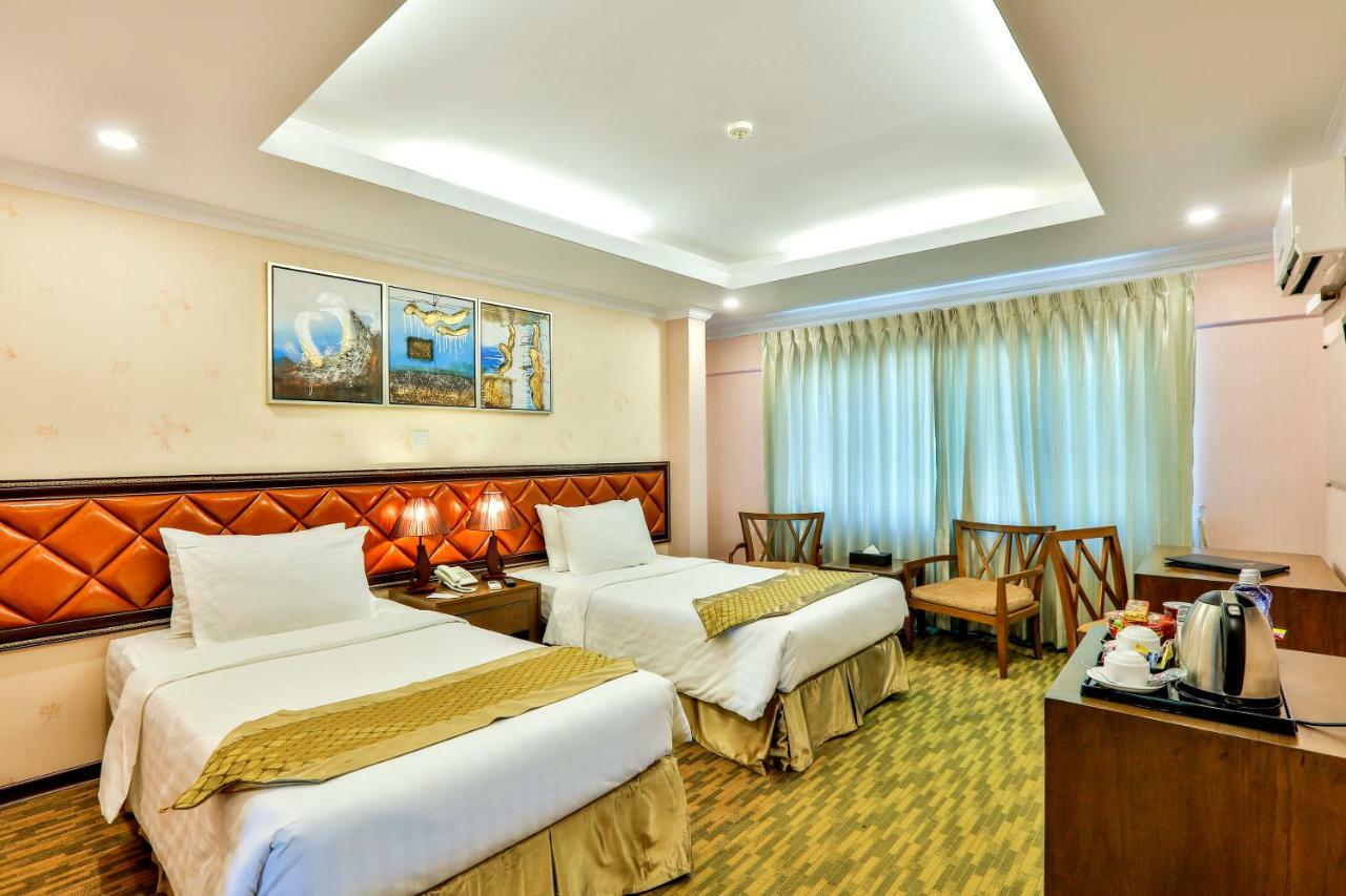 Royal Taunggyi Hotel Extérieur photo